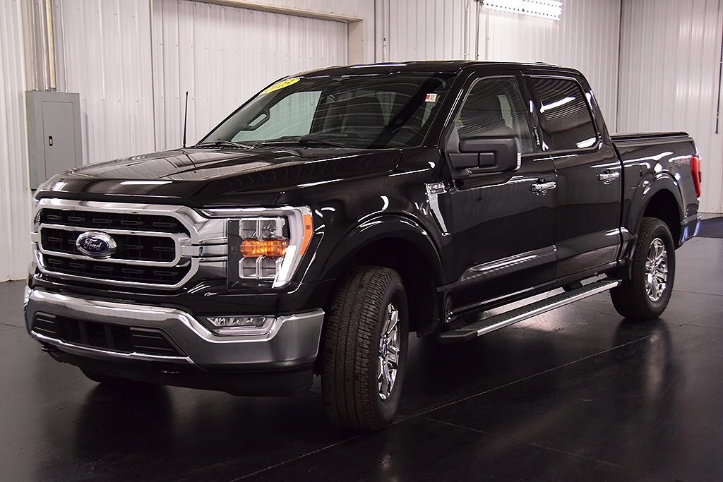 2023 Ford F-150 XLT photo 3