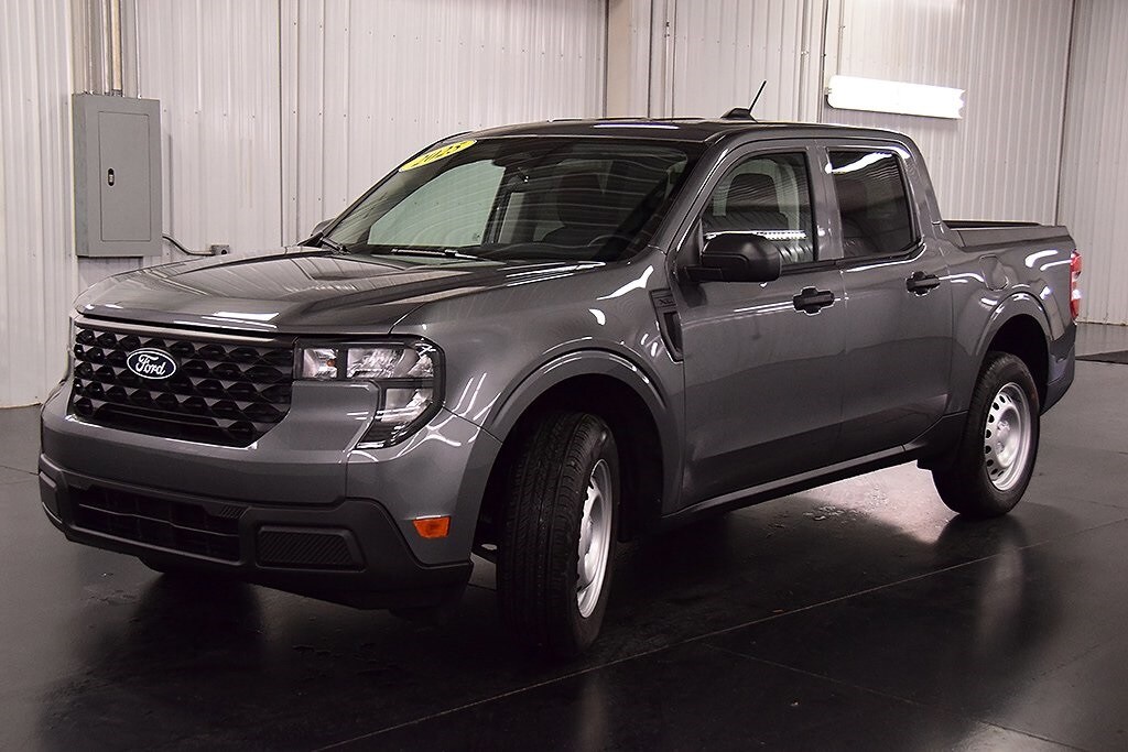 2025 Ford Maverick XL photo 3
