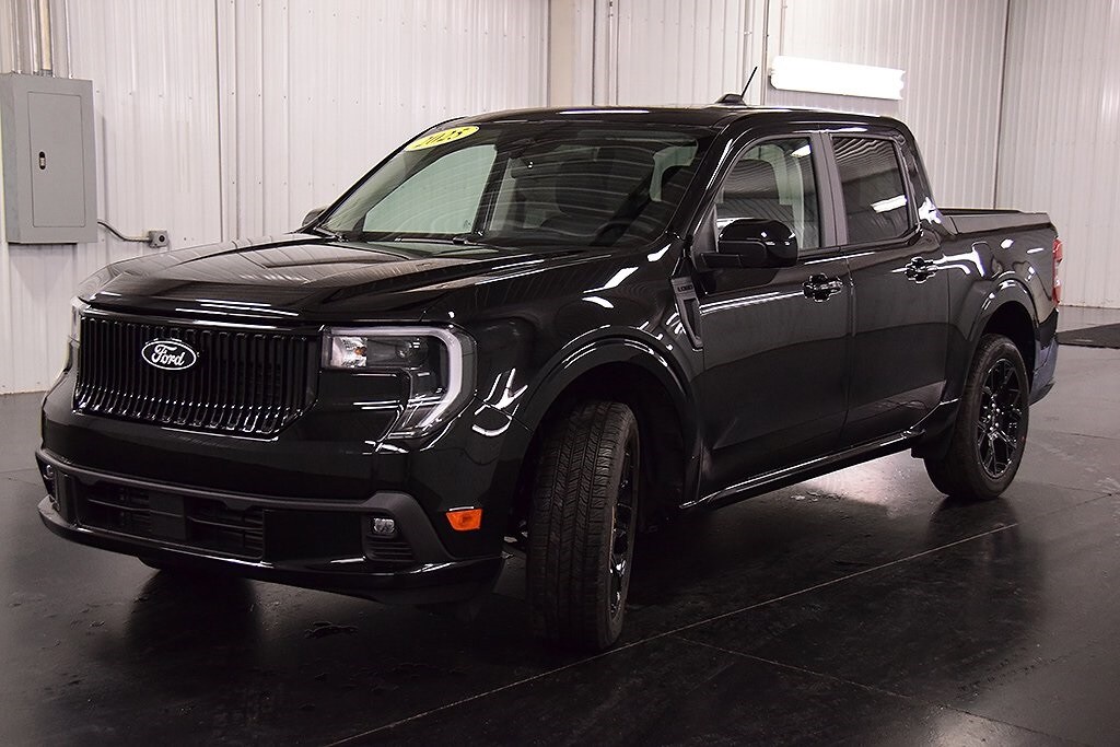 2025 Ford Maverick photo 3