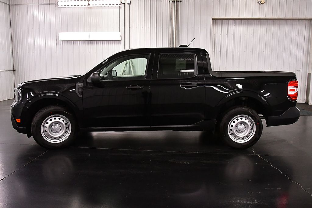 2026 Ford Maverick XL photo 4