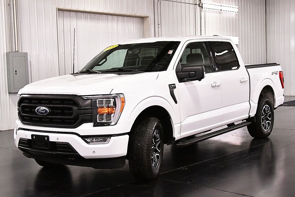 2022 Ford F-150 XLT photo 3