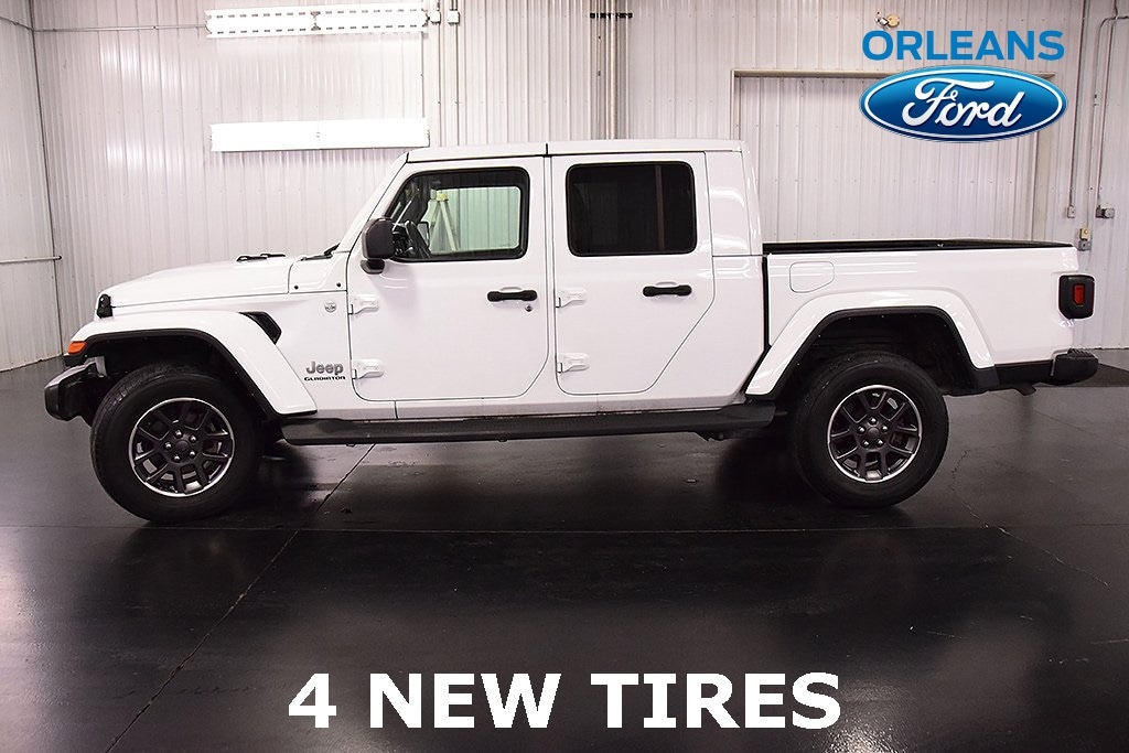 Used 2022 Jeep Gladiator Overland Crew Cab Short Bed Truck