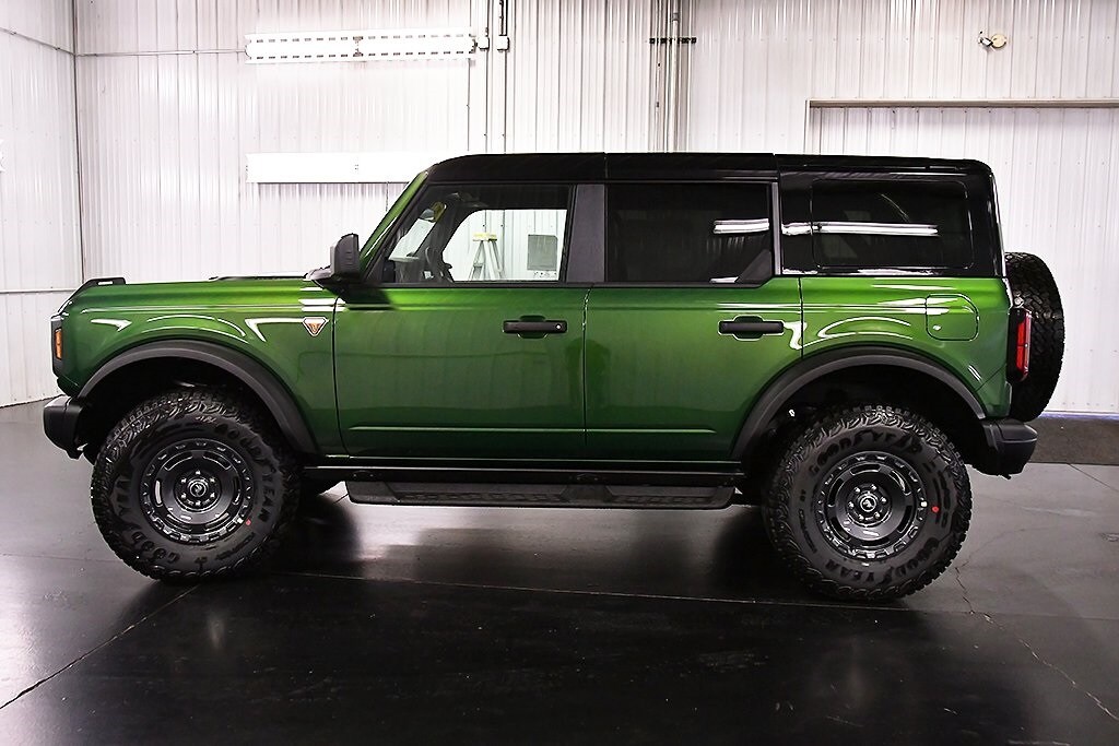 2025 Ford Bronco Badlands photo 4