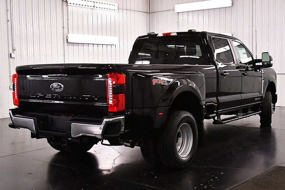 2026 Ford F-350 Super Duty XL - Photo 7