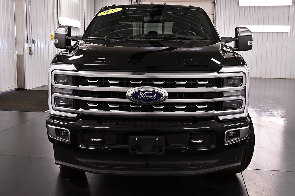 Used 2023 Ford F-350 Super Duty Platinum with VIN 1FT8W3BT5PEC95085 for sale in Medina, NY