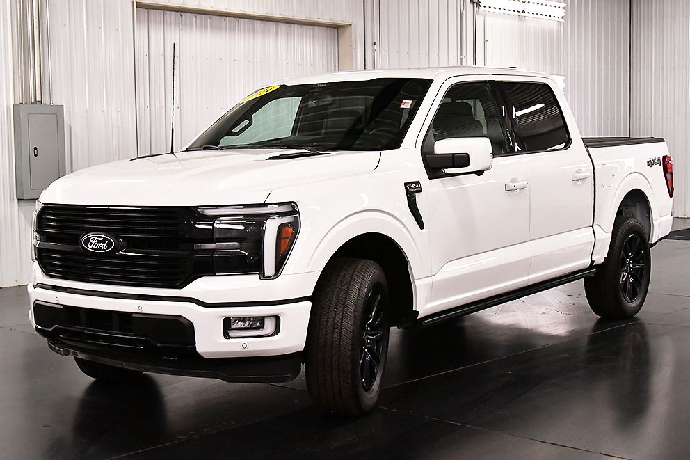 2024 Ford F-150 Platinum - Photo 3