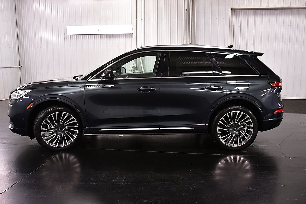 2020 Lincoln Corsair Reserve photo 4