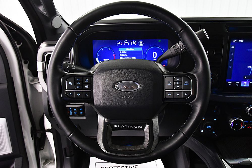 2025 Ford F-250 Super Duty Platinum - Photo 20