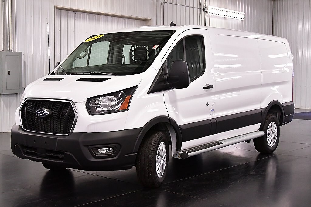 2025 Ford Transit photo 3