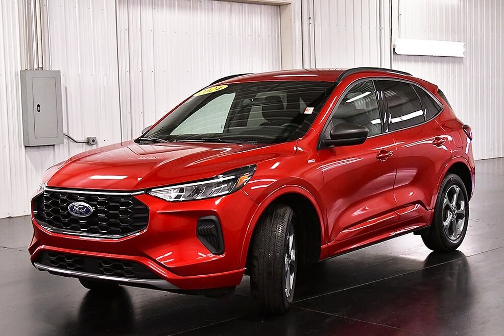 2024 Ford Escape ST-Line photo 3