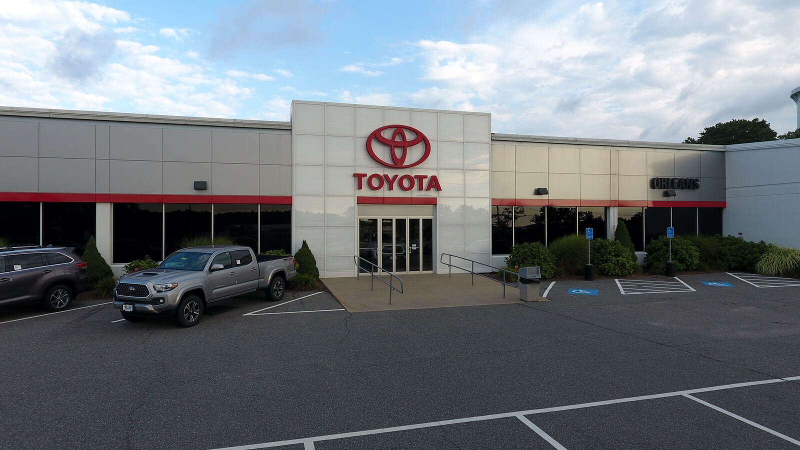 Toyota Dealer Ira Toyota of Orleans Serving Brewster, Dennis, Eastham
