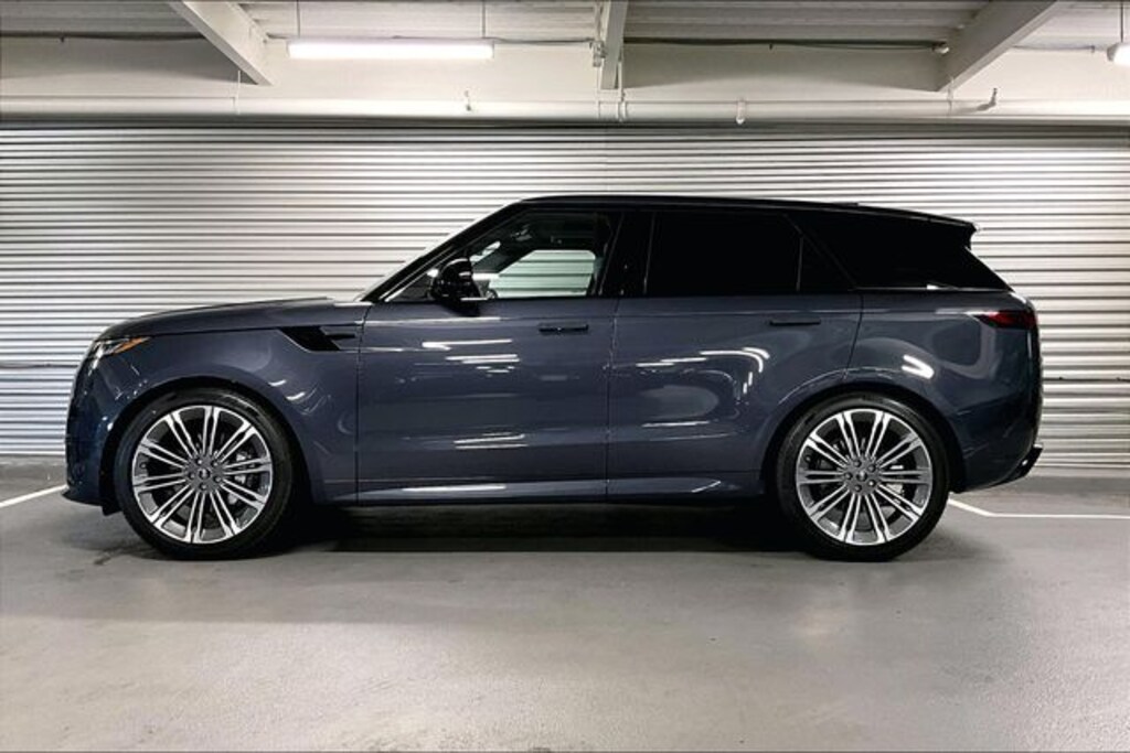 New 2025 Land Rover Range Rover Sport Dynamic SE SUV
