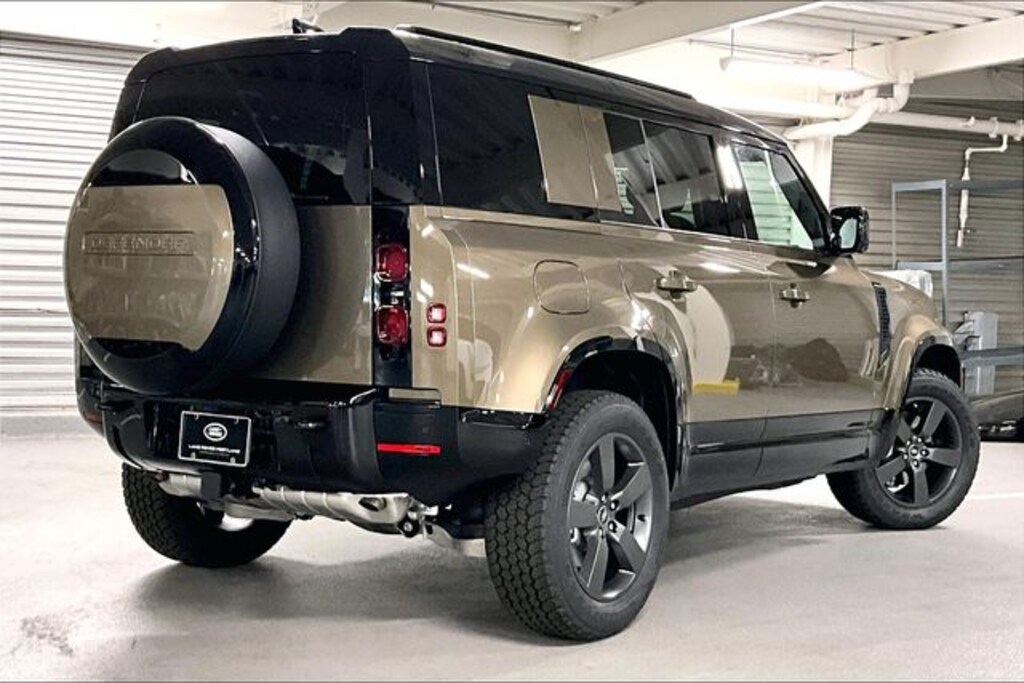 New 2025 Land Rover Defender 110 400PS X-Dynamic SE SUV