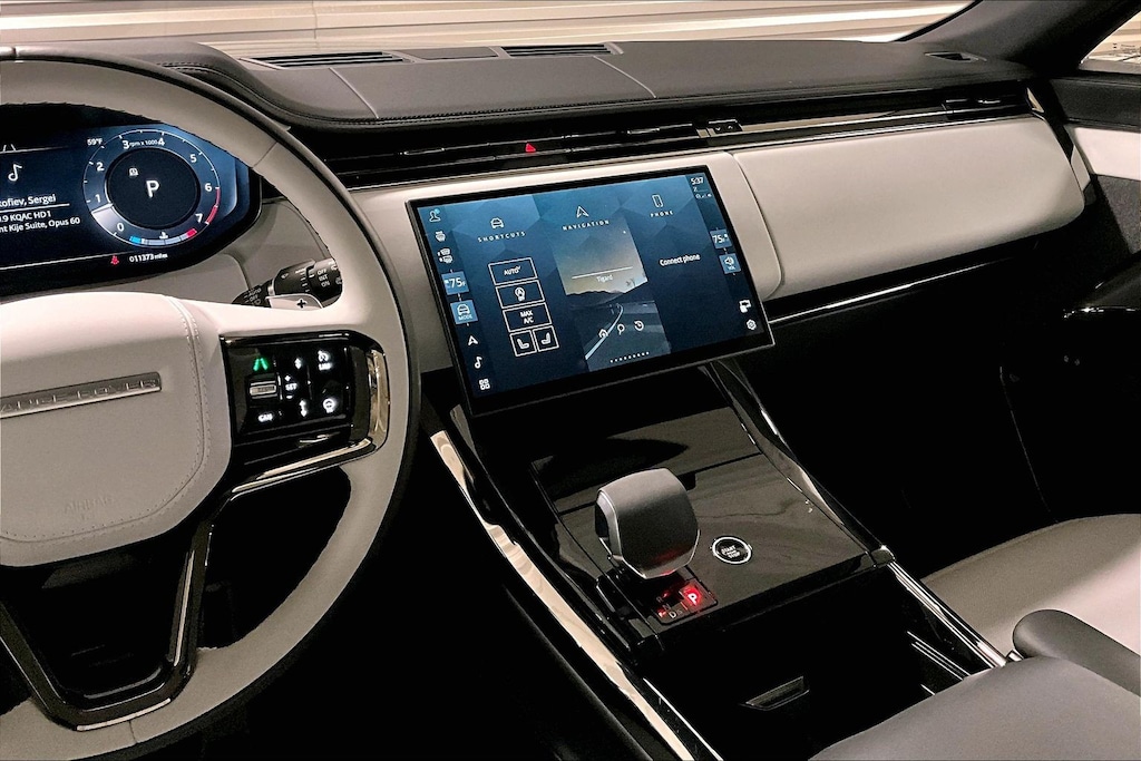 2025 Land Rover Range Rover Sport SE photo 4