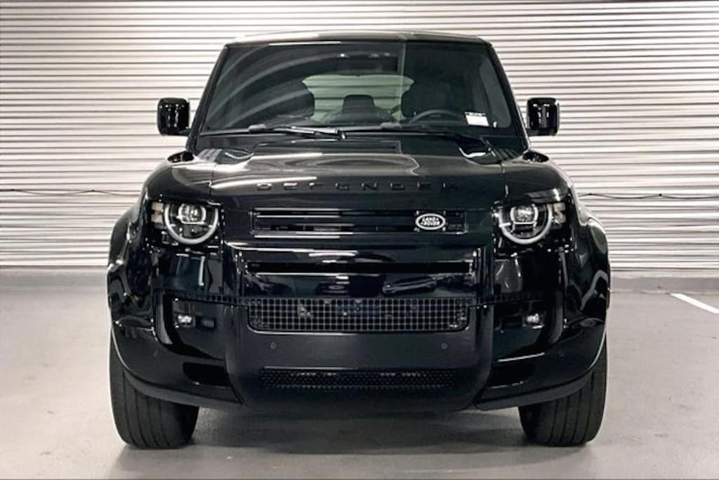 New 2026 Land Rover Defender 110 XV8 525PS SUV