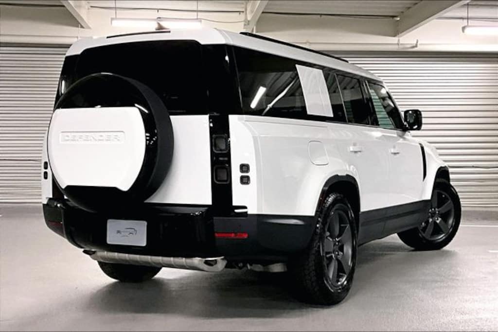 New 2026 Land Rover Defender 130 S 300PS SUV