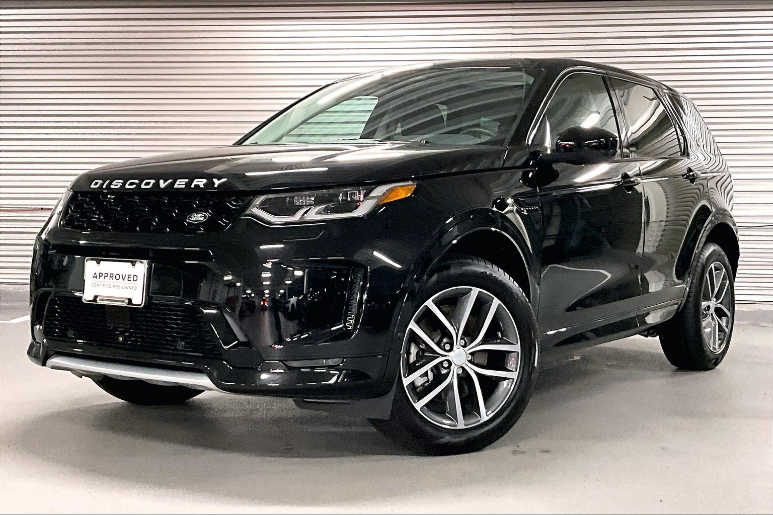 2025 Land Rover Discovery Sport S