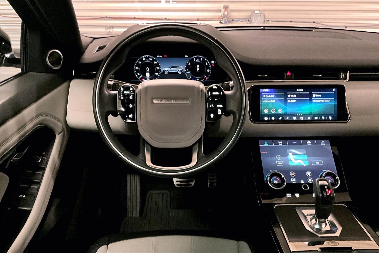 2020 Land Rover Range Rover Evoque First Edition photo 4