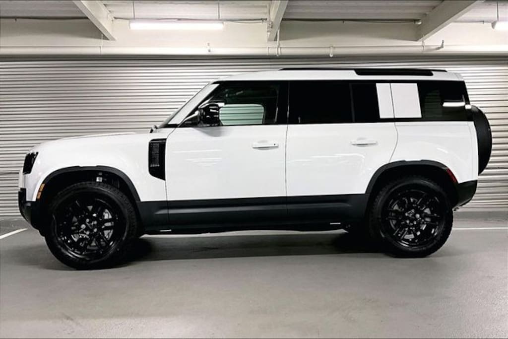 New 2026 Land Rover Defender 110 S 300PS SUV