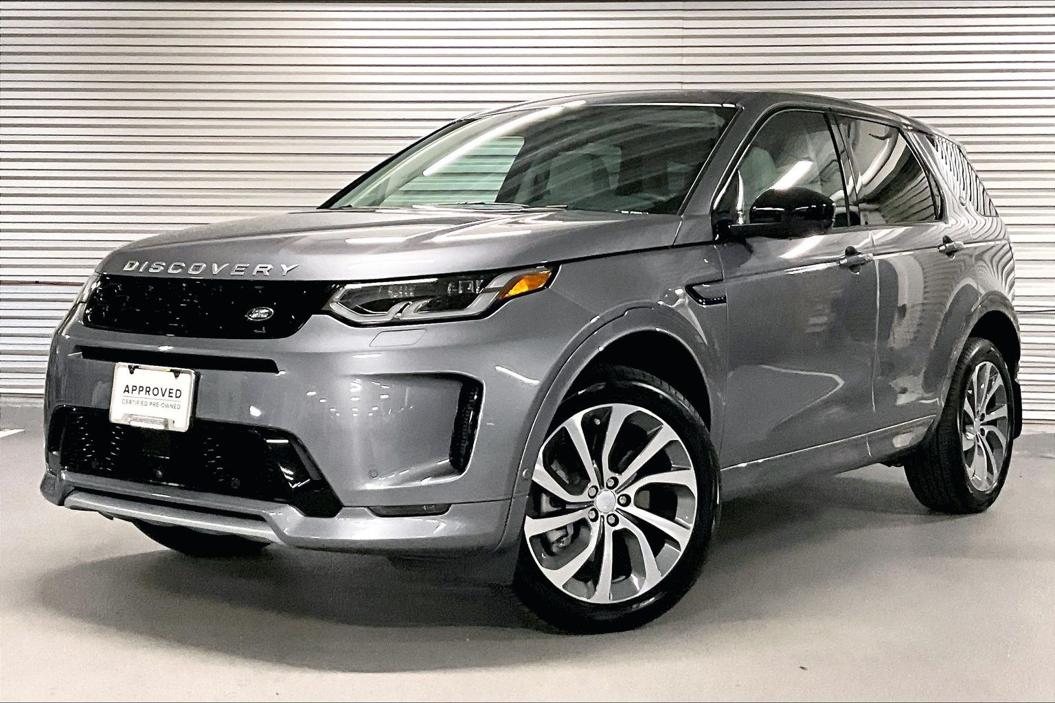 2025 Land Rover Discovery Sport S