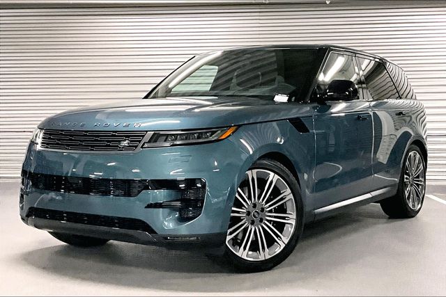 2025 Land Rover Range Rover Sport SE's photo