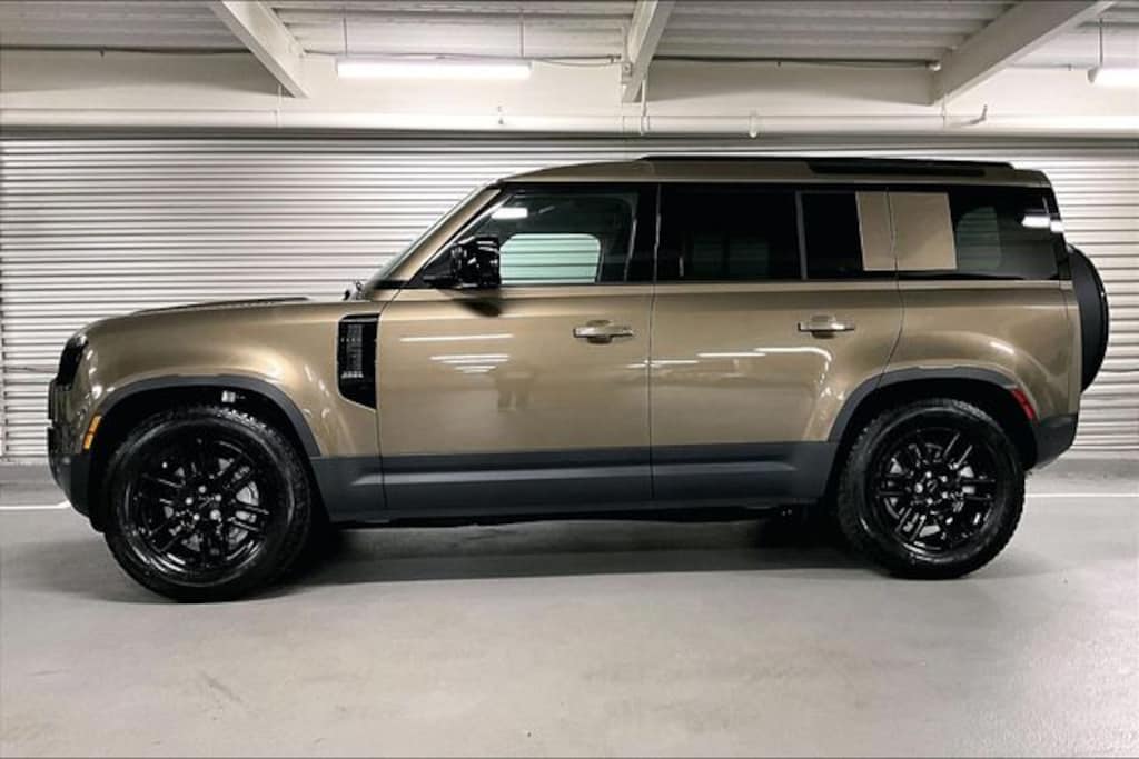 New 2026 Land Rover Defender 110 S 300PS SUV