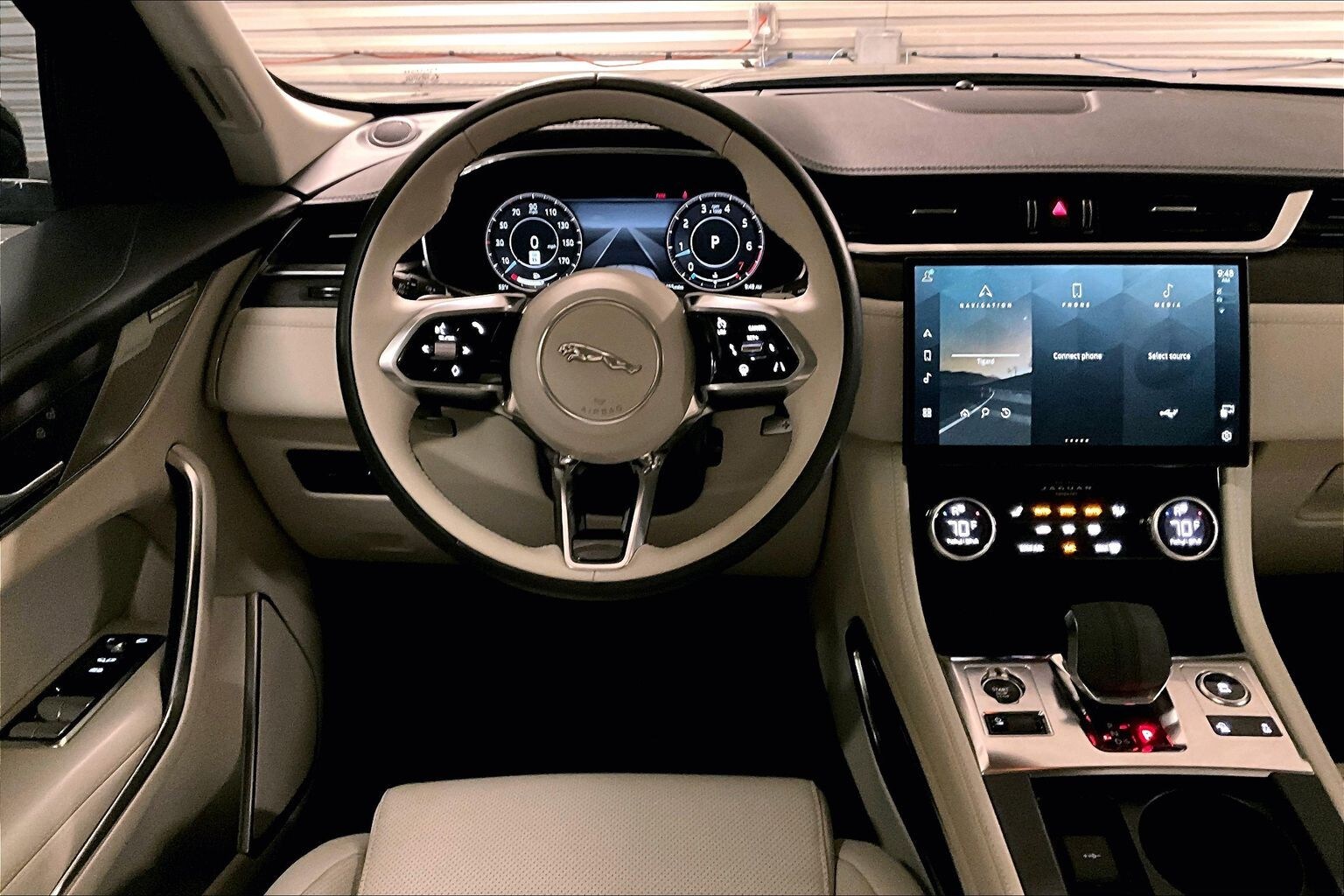 2023 Jaguar F-PACE P250 S photo 4