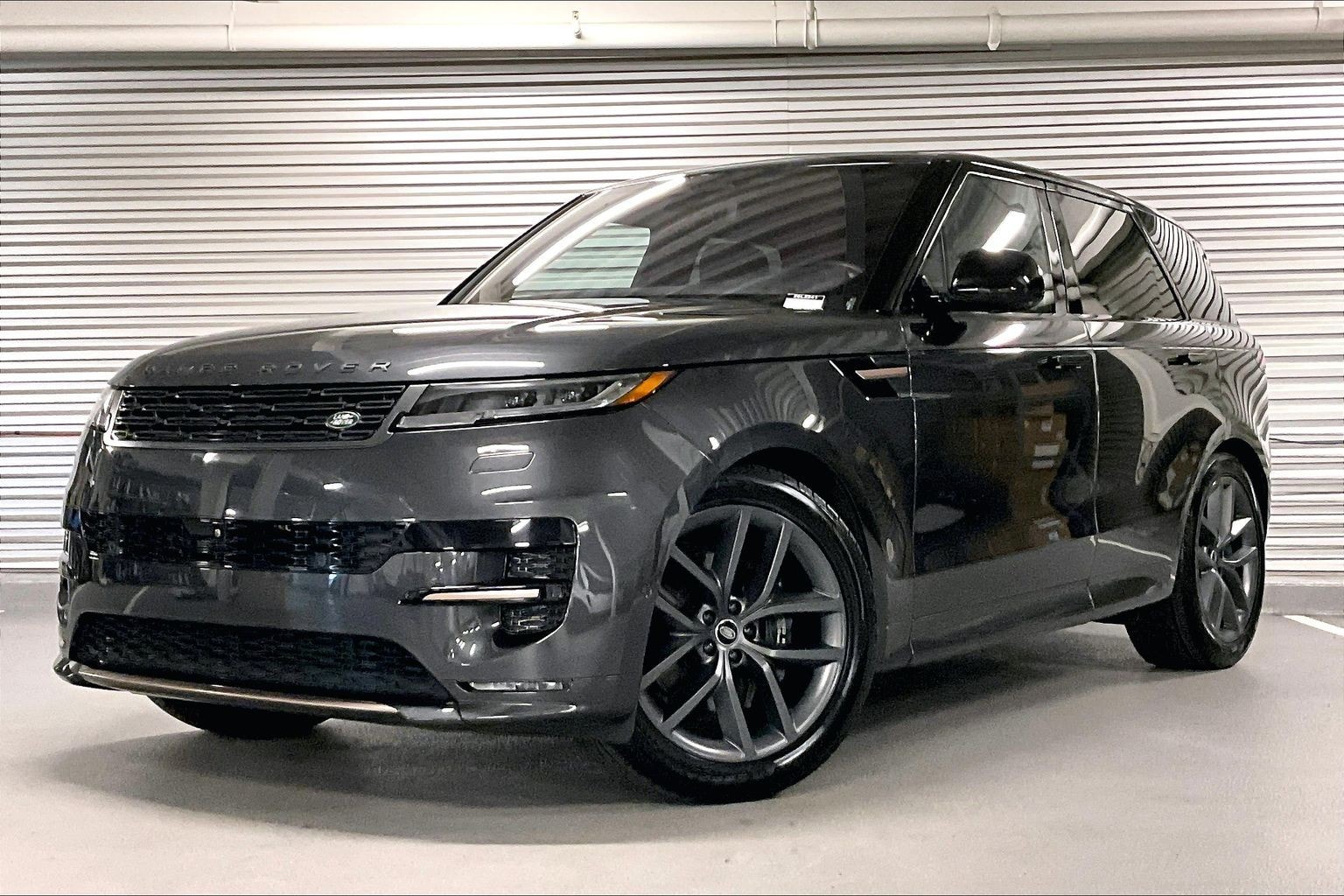 2023 Land Rover Range Rover Sport P400 MHEV SE Dynamic's photo