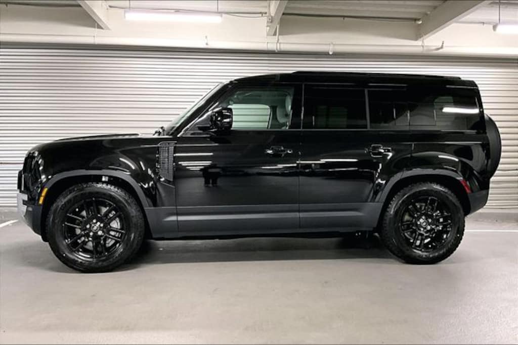 New 2025 Land Rover Defender 110 S 300PS SUV