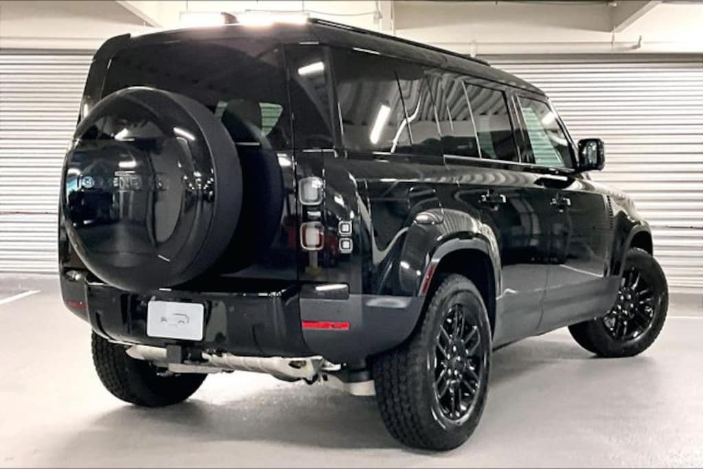 New 2026 Land Rover Defender 110 S 300PS SUV