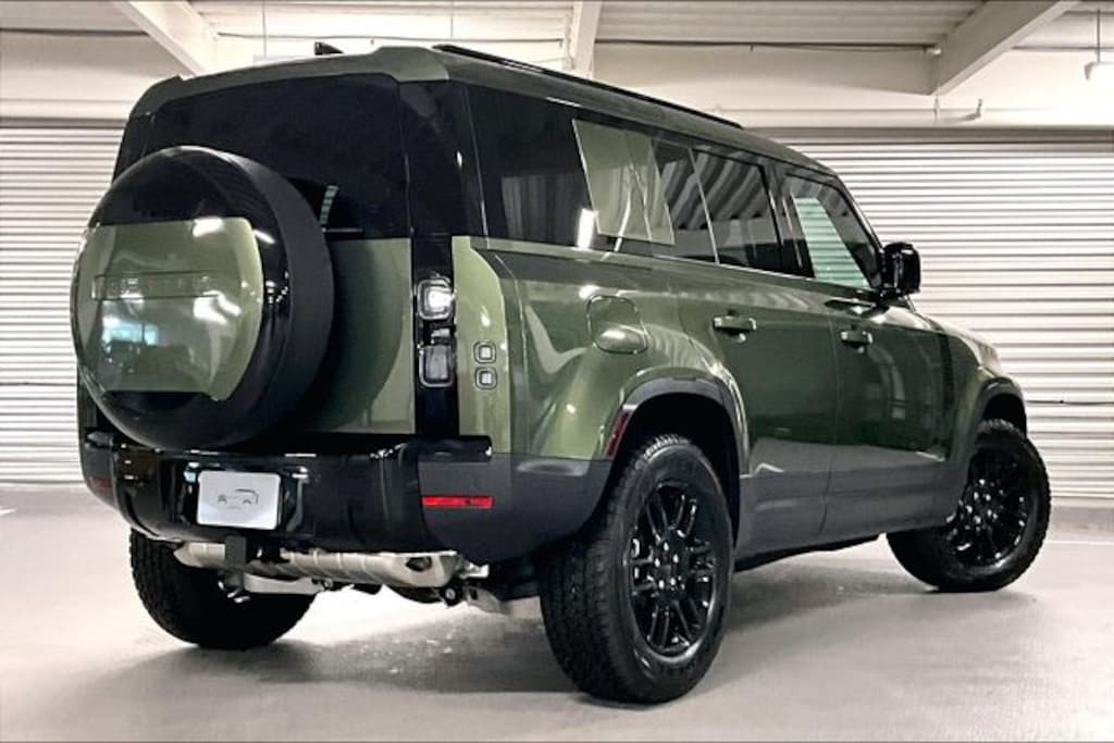 New 2026 Land Rover Defender 110 S 300PS SUV