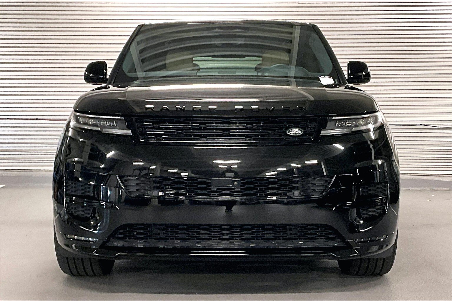 2024 Land Rover Range Rover Sport SE photo 2