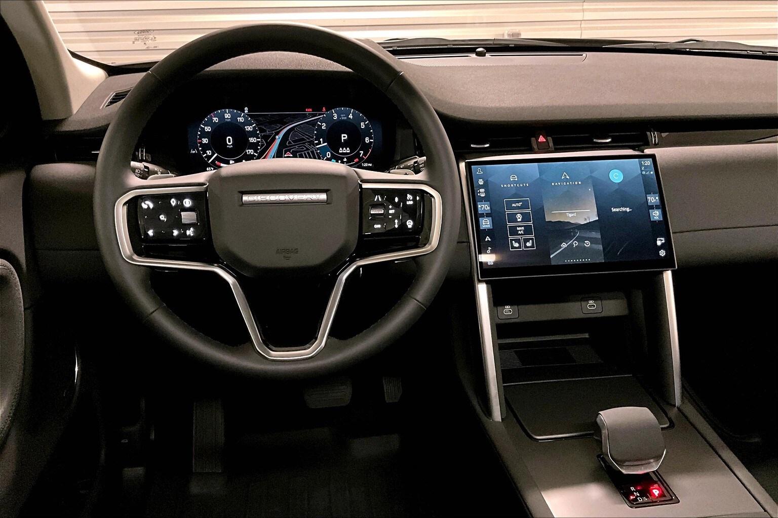 2025 Land Rover Discovery Sport S photo 4