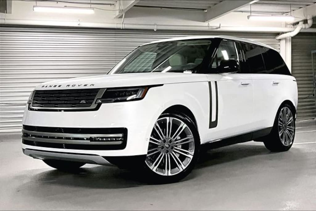 New 2025 Land Rover Range Rover SE SUV