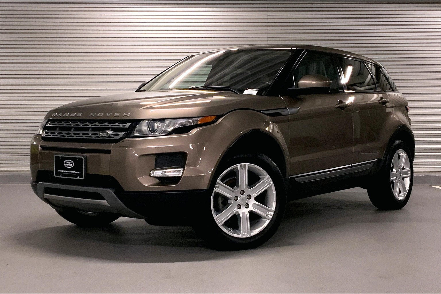 2015 Land Rover Range Rover Evoque Pure Plus's photo