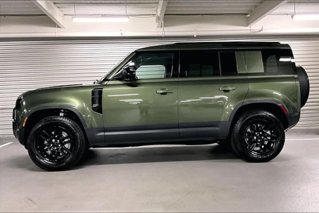 New 2026 Land Rover Defender 110 S 300PS SUV