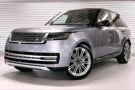 New 2026 Land Rover Range Rover SE SUV