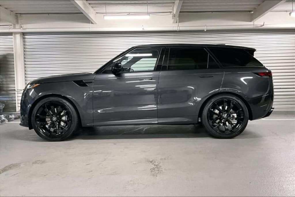 New 2025 Land Rover Range Rover Sport Dynamic SE SUV