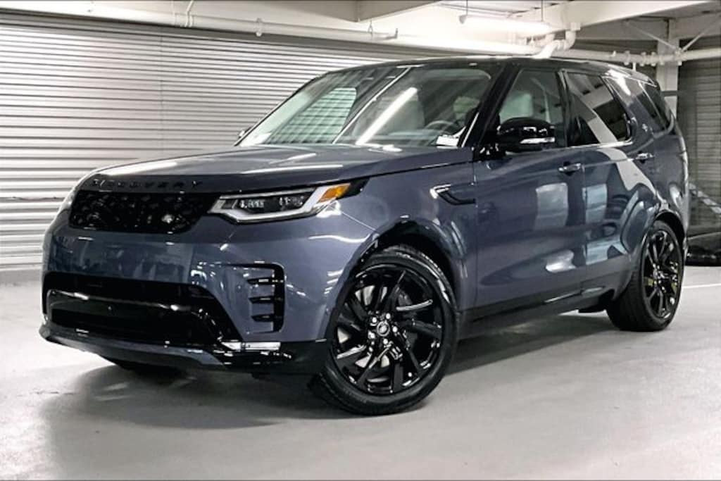 New 2025 Land Rover Discovery Dynamic SE SUV