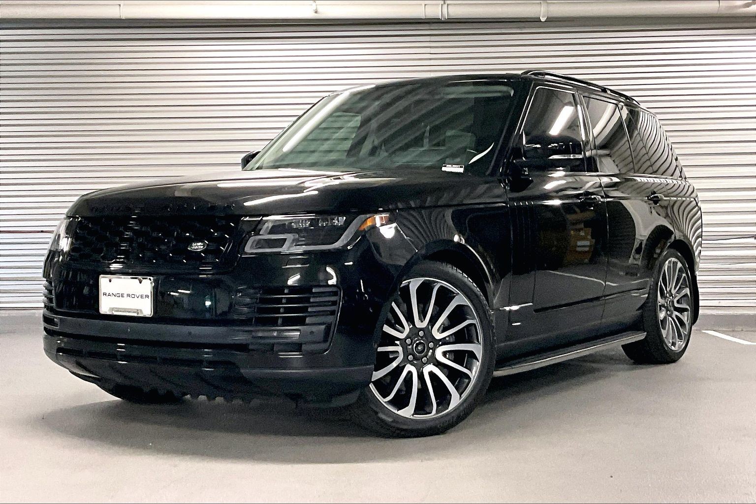 2019 Land Rover Range Rover V8 Supercharged's photo