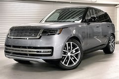 New 2025 Land Rover Range Rover SE SUV