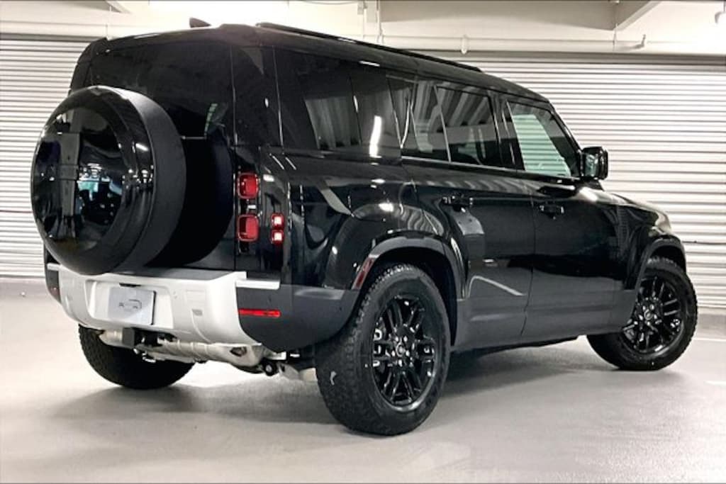 New 2025 Land Rover Defender 110 S 300PS SUV