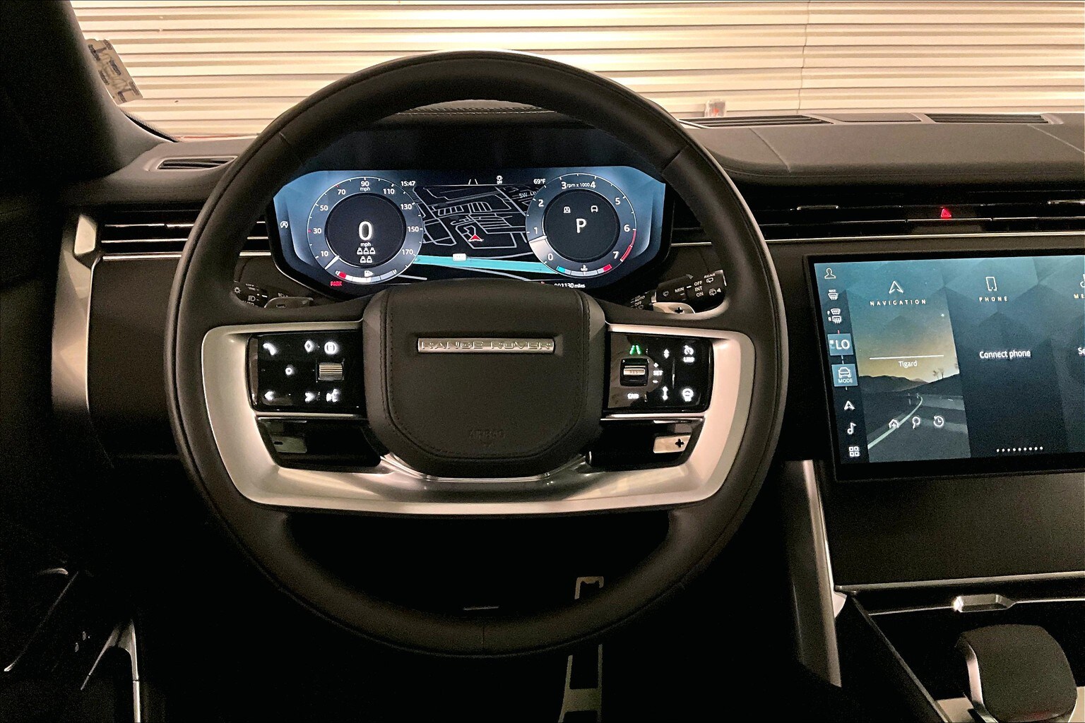 2025 Land Rover Range Rover SE photo 4