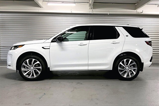 2025 Land Rover Discovery Sport S photo 3