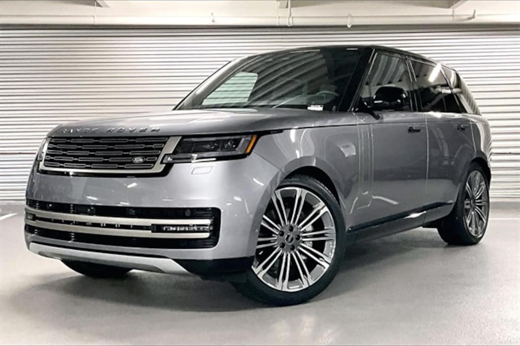 New 2025 Land Rover Range Rover SE SUV