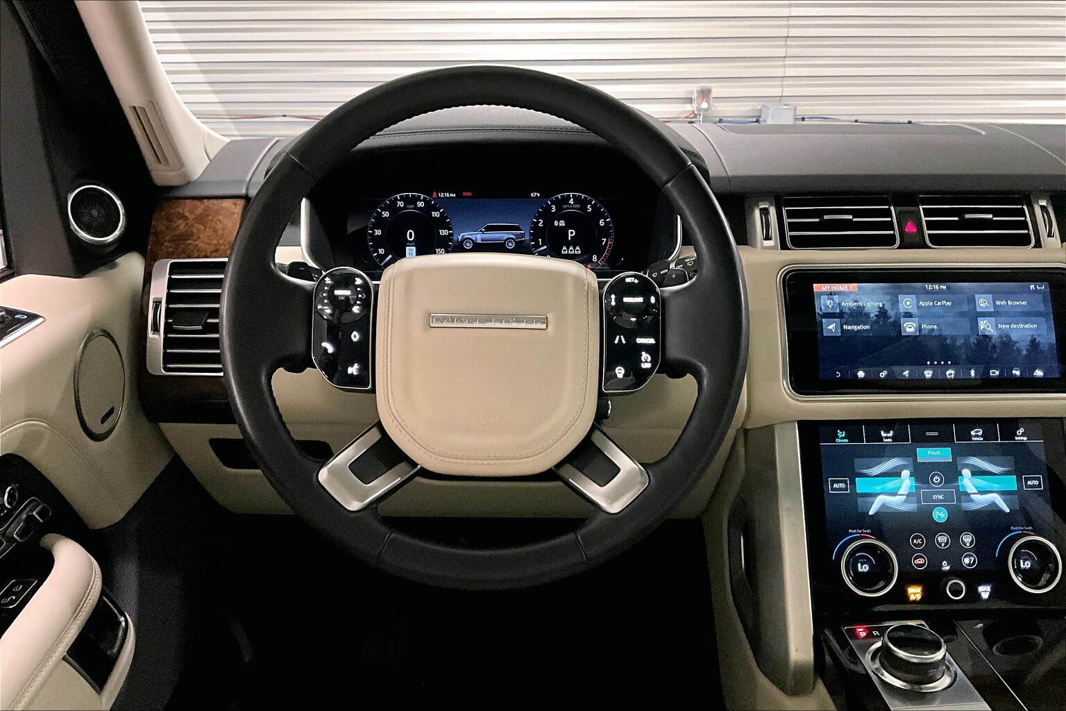 2020 Land Rover Range Rover HSE photo 4