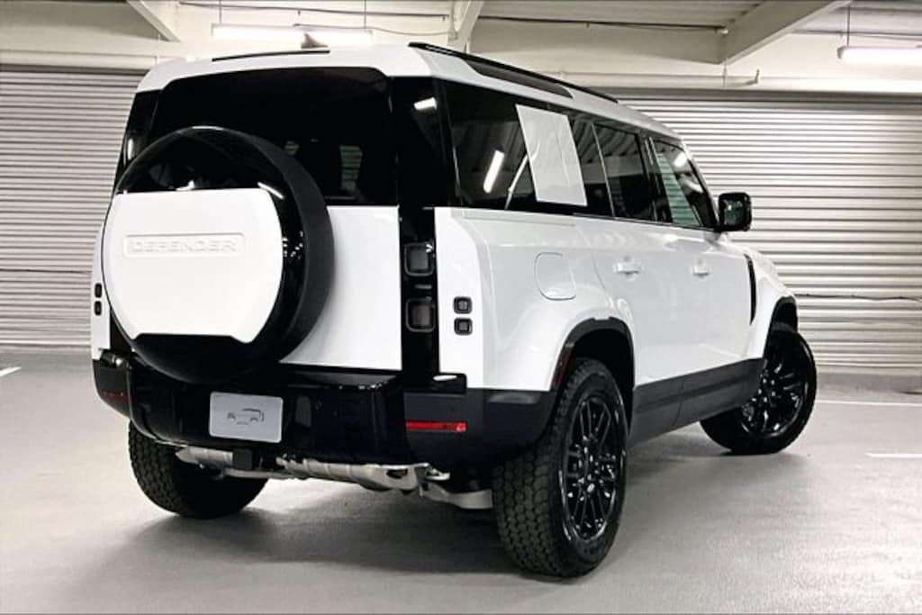 New 2026 Land Rover Defender 110 S 300PS SUV