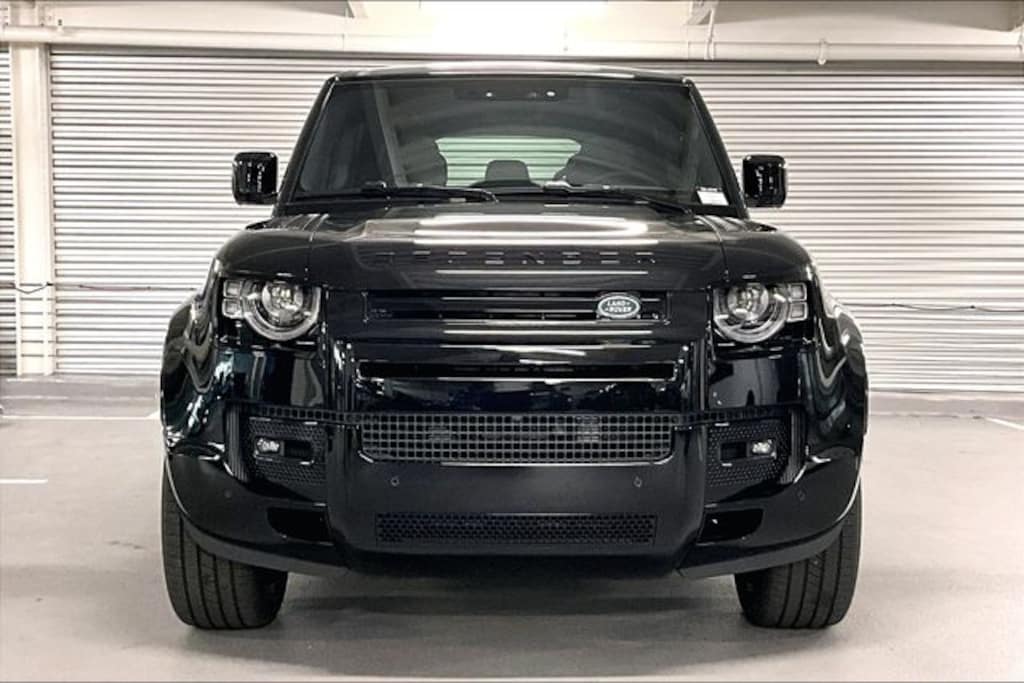 New 2025 Land Rover Defender 110 V8 SUV