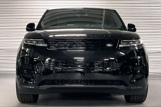 2026 Land Rover Range Rover Sport SE photo 2