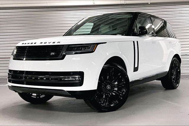 2025 Land Rover Range Rover SE's photo